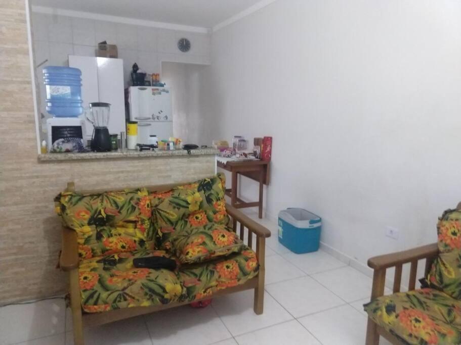 Casa Em Itanhaem Com 2 Quartos Garagem P 2 Carros, Churrasqueira, Piscina 200 M Da Praia Itanhaém Exterior foto